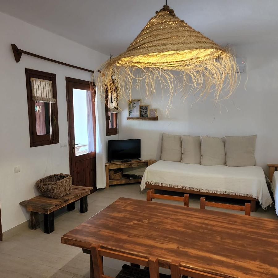 Appartamentos Michel Dos San Ferrán de ses Roques Esterno foto