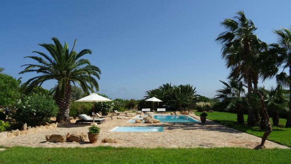 Appartamentos Michel Dos San Ferrán de ses Roques Esterno foto